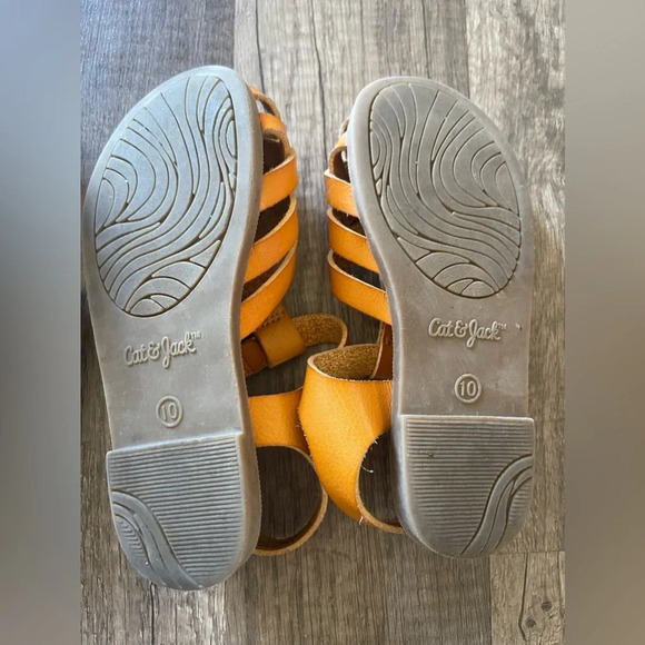 Bundle of girls old navy and cat and jack sandals - Picture 11 of 13